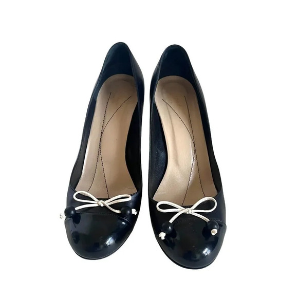 Kate Spade Black Leather Patent Cap with Stripe Heels Pumps With Bows 8.… - Picture 4 of 9